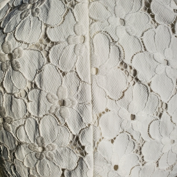 LUISA SPAGNOLI | Floral Lace  White Bridal White Collared Blazer - Picture 9 of 11